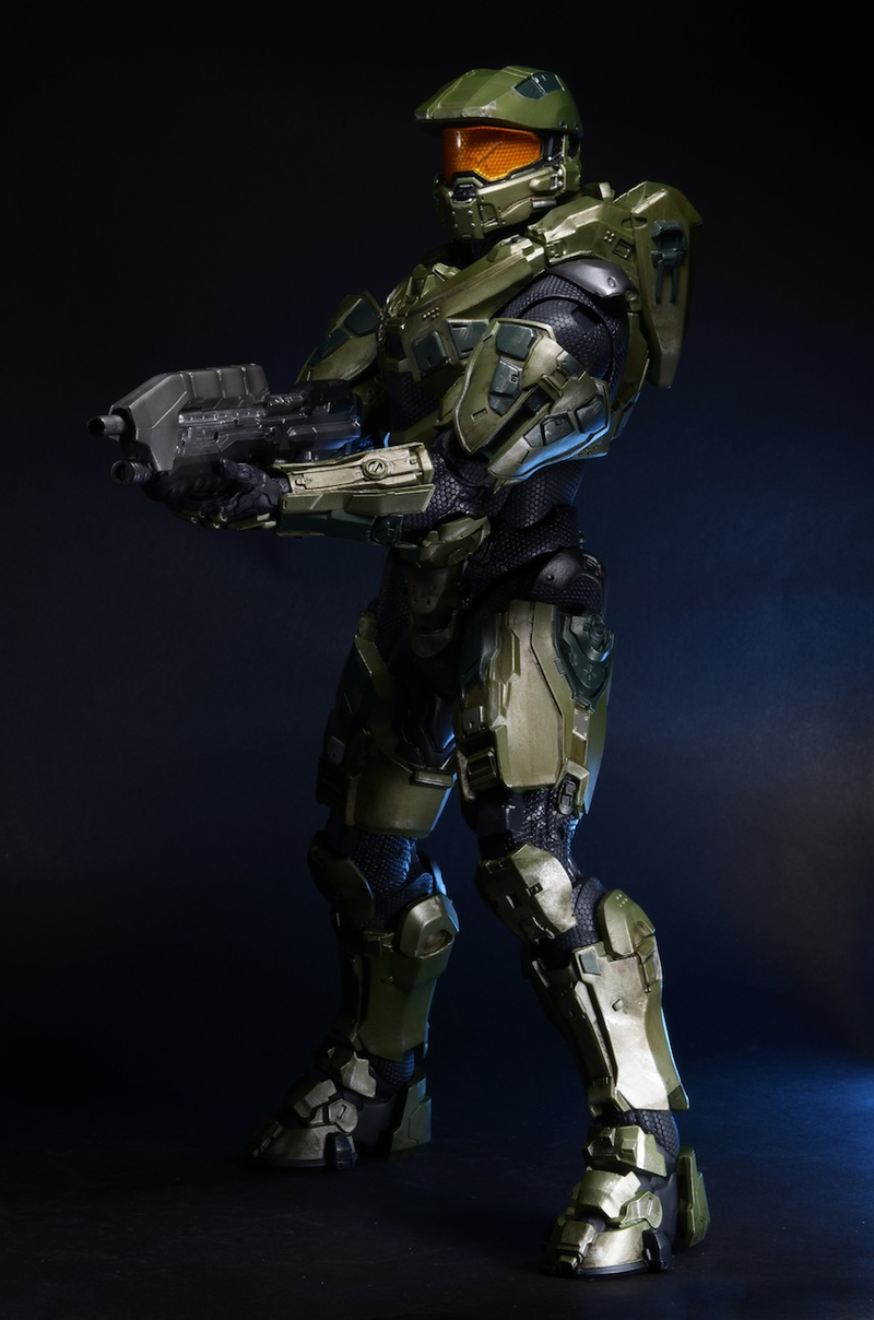 Illustration for article titled Deluxe 18" Master Chief Action Figure